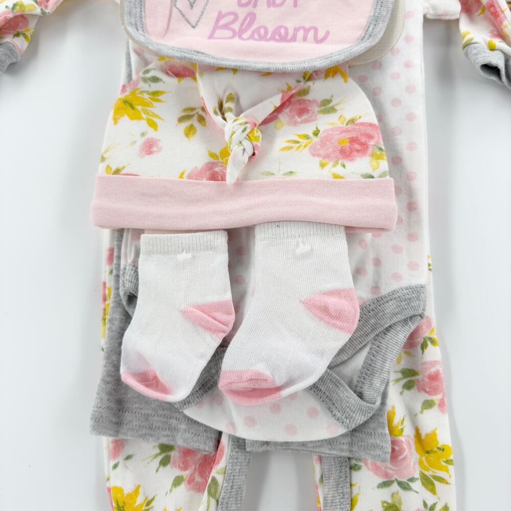 Baby Kiss 9 Piece Set Sleep, Play, Bib, Bodysuit, Pants, Cap & Socks 3-6 Months - Picture 4 of 7